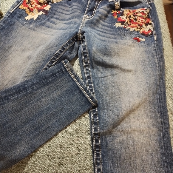 Miss Me Blue Jeans with Red and Gold Embroidery - Picture 8 of 8
